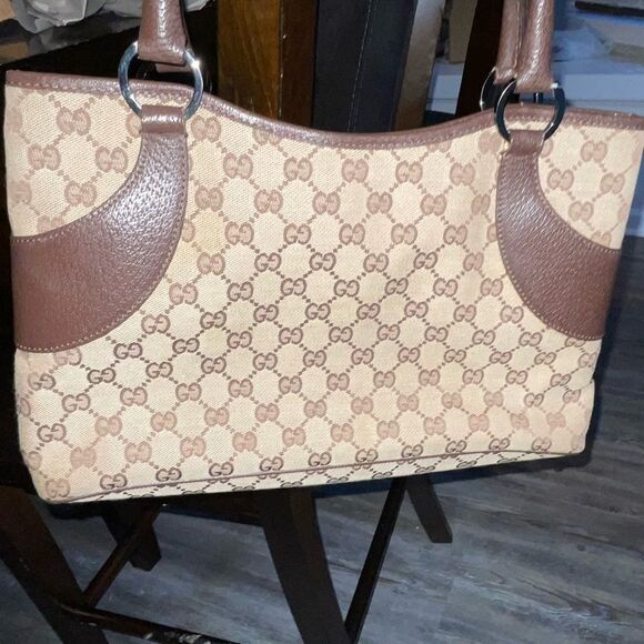 100% Authentic Gucci GG Canvas Totebag - Picture 1 of 16